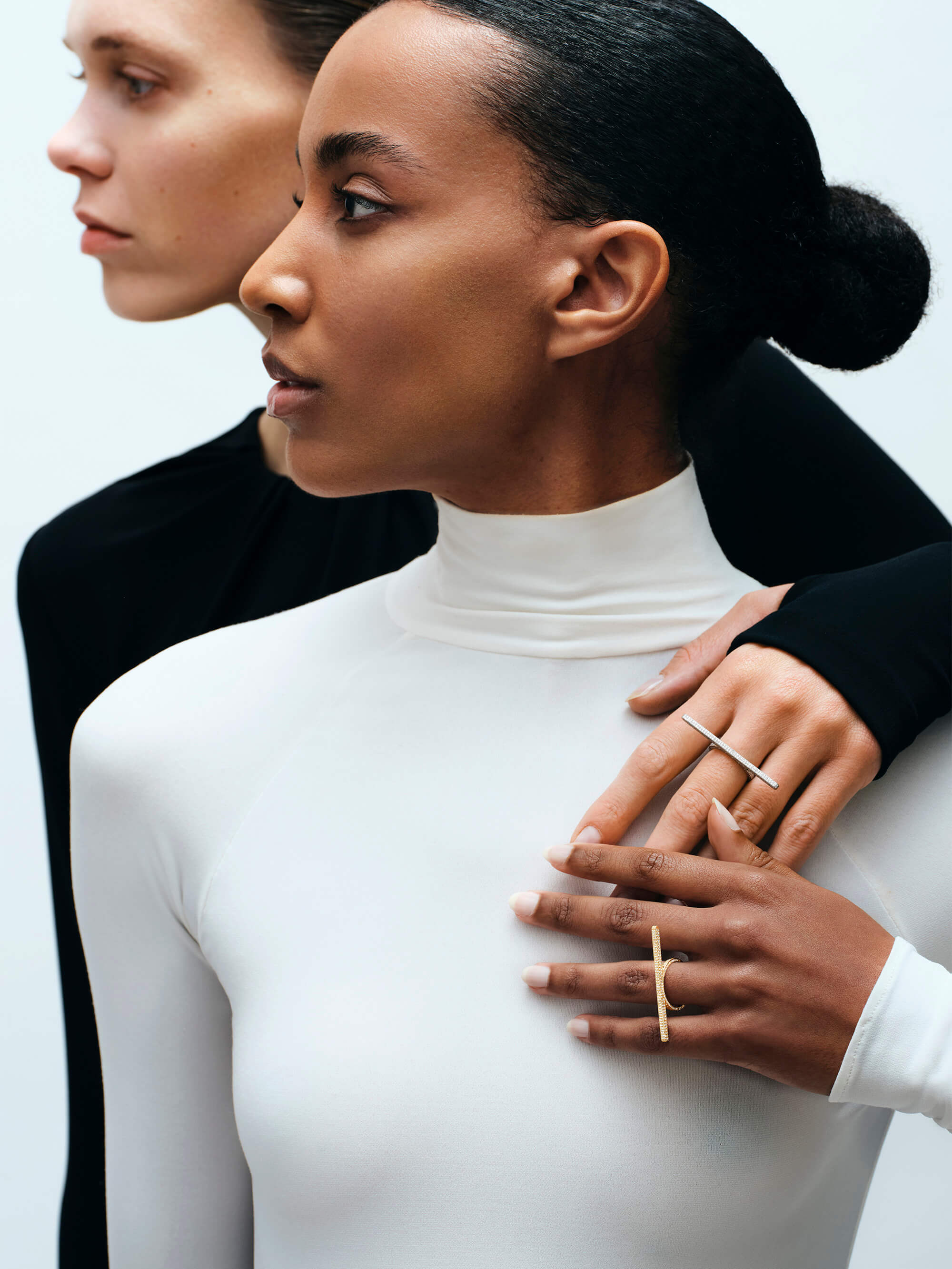 BAGUE I OR AVEC DIAMANTS